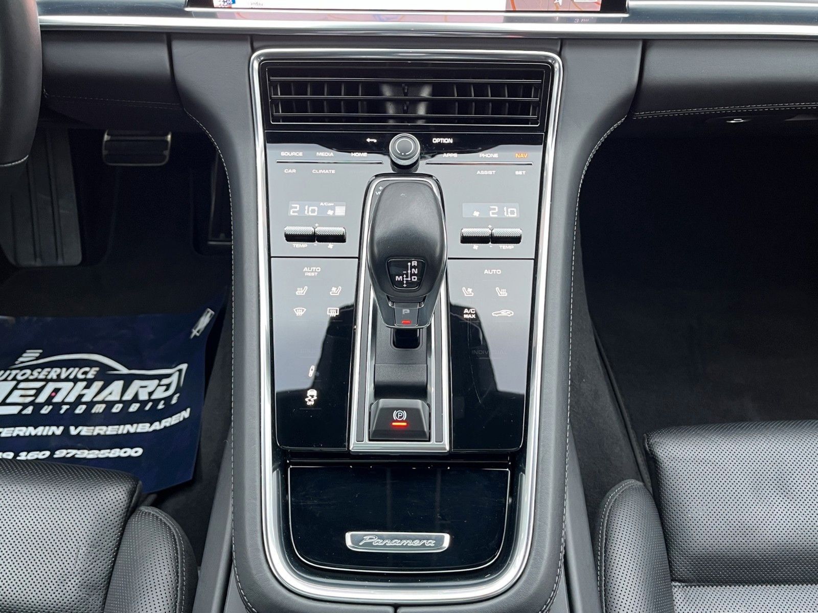 Fahrzeugabbildung Porsche Panamera Turbo S*HuD*MATRIX*Carbon*Pano*PDLS+**