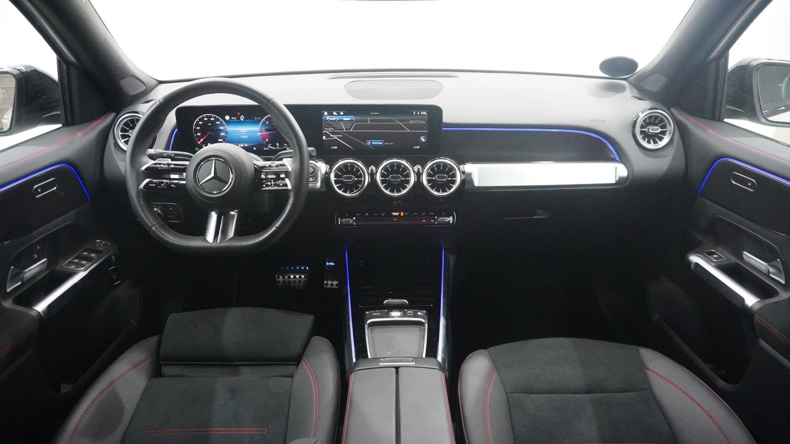 Mercedes-Benz GLB 200 d AMG MultiBeam/Ambiente+/ACC/Keyless foto 11