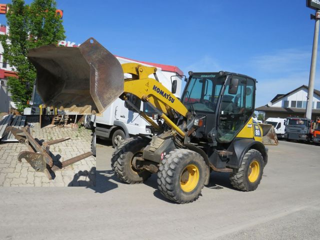 Komatsu Radlader WA 80 - 6 Radlader 