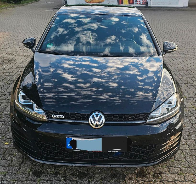 Image of Volkswagen Golf