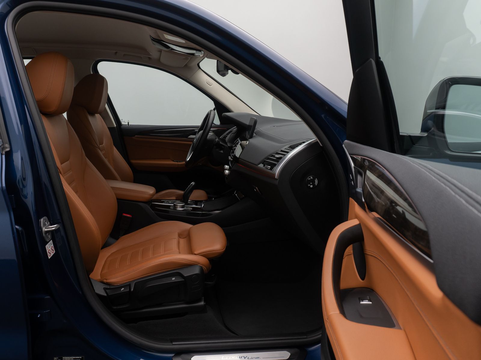 Fahrzeugabbildung BMW X3 xD20d LuxuryLine Alarm DAB Sport Leder 19Zoll