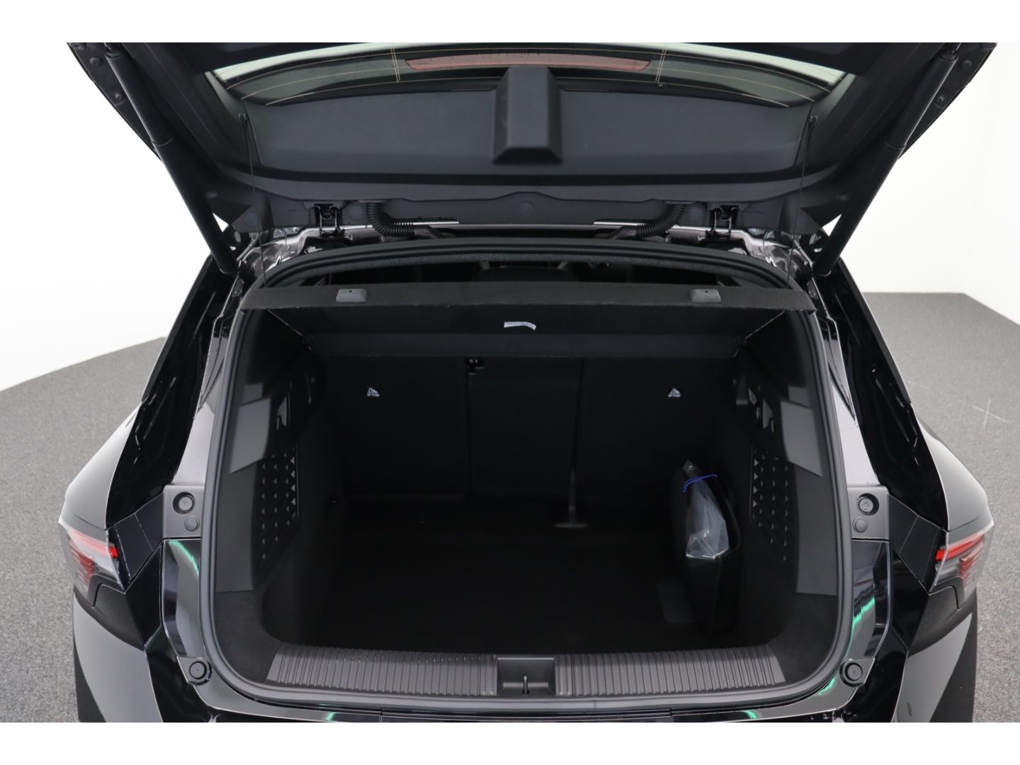 Fahrzeugabbildung Mitsubishi Eclipse Cross Diamant Top 11 KW ACC Totwinkelass