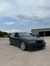 BMW E36 320i Touring // AHK // Bostongrün ... - BMW 320 aus 1996: 320i