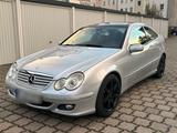 Mercedes-Benz Mercedes C220 CDI Coupé Cl 220 Sport Edition - Mercedes-Benz CL 220 Gebrauchtwagen
