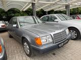 Mercedes-Benz E 200 - gebrauchte Mercedes-Benz E 200 aus dem Jahr 1990