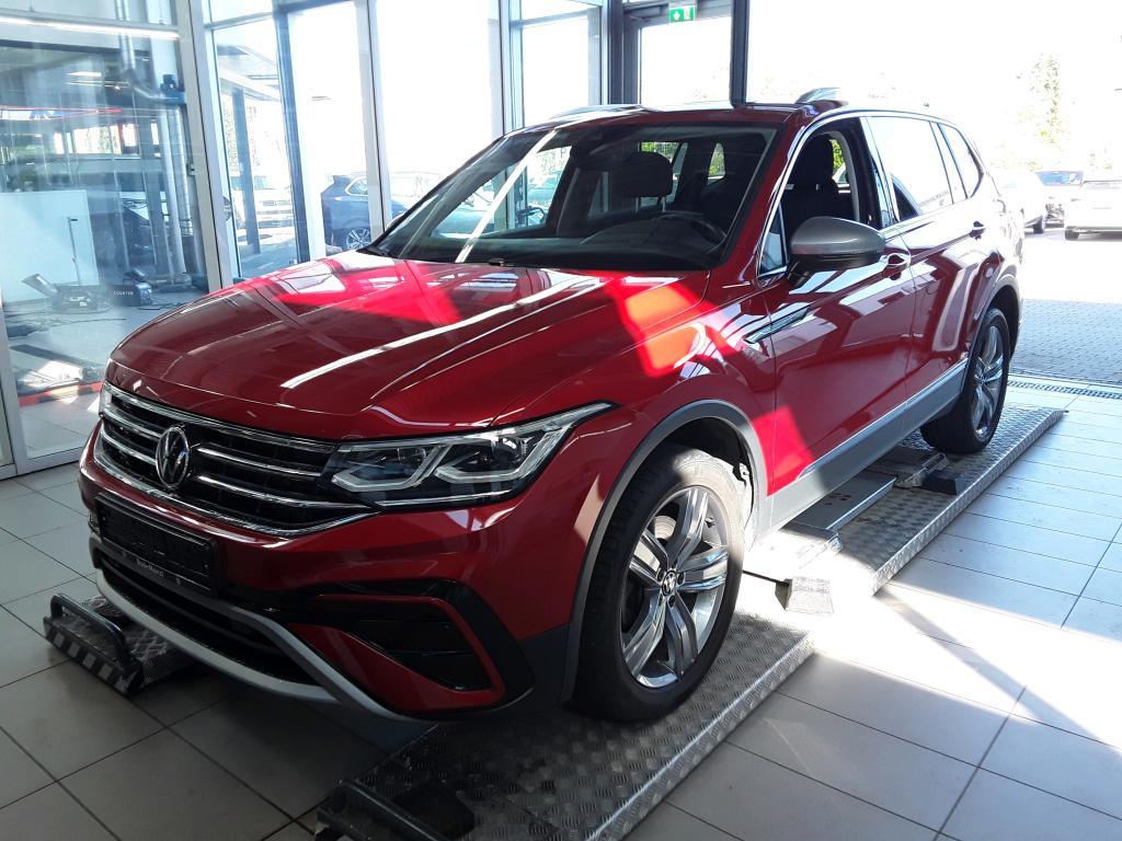 Volkswagen Tiguan Allspace Elegance 4Motion ACC AHK Pano