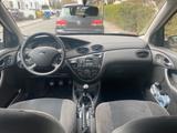 Ford Focus 1.6 Ghia *82.000km*Sitzheizung* - Ford Focus aus 2003: Ghia