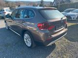 BMW X1 18 d xDrive - BMW X1 mit Diesel-Antrieb: Limousine, Automatik
