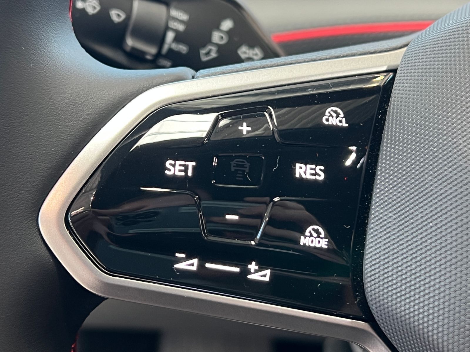 Fahrzeugabbildung Volkswagen ID.7 GTX 4MOTION 86 kWh *AHK,Navi,IQ.Drive*