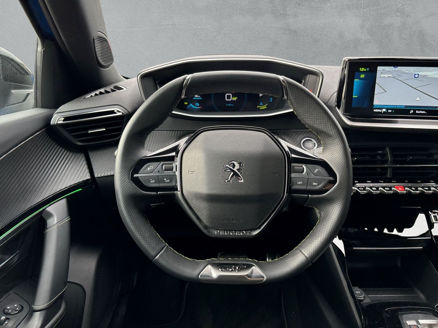 Fahrzeugabbildung Peugeot 2008 e- GT Pack *Sitzheizung* *Rückfahrkamera* *
