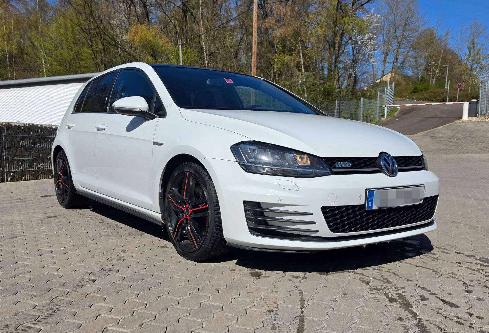 Volkswagen Golf VII Lim. GTD Panoramaschiebedach, Sound