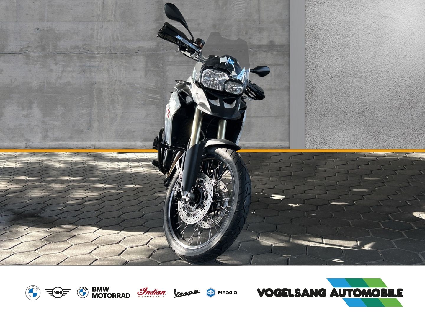 Fahrzeugabbildung BMW F 800 GS Tieferlegung, Heizgriffe, LED-Blinkleuc