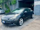 Opel Astra GTC 2.0 CDTI 165CV S&S 3 porte Cosmo  - Opel Astra Gtc mit Diesel-Antrieb