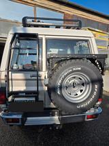 Toyota Land Cruiser LJ73 - Toyota Land Cruiser: Lj73