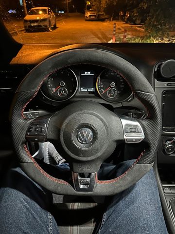 Volkswagen Golf 6 GTI  2.0