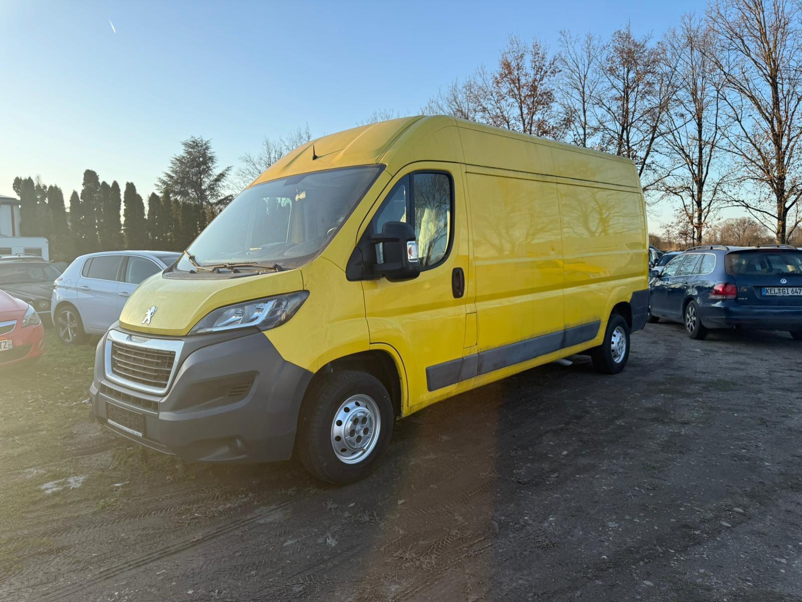 Peugeot Boxer Kasten Hochraum 333 L3H2 Pro BlueHDi 130