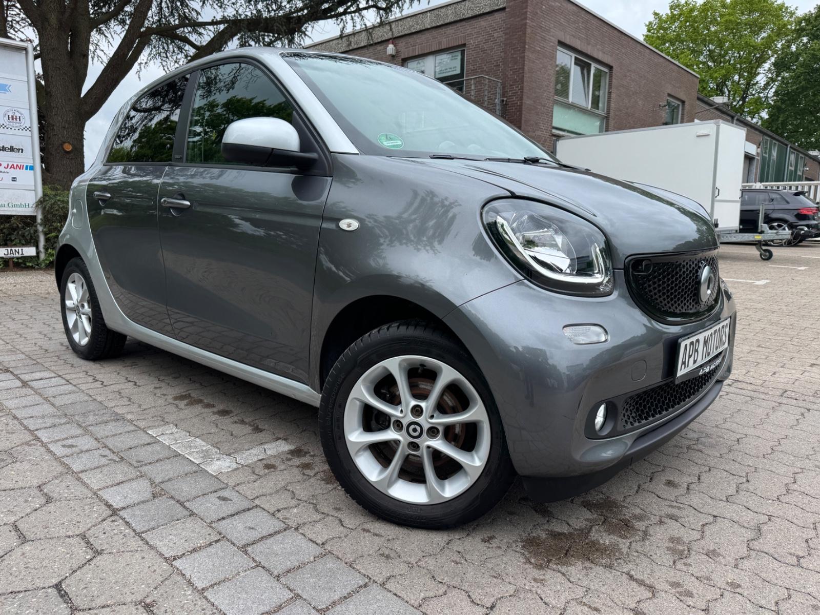 Smart ForFour 52 kW SITZHZG. NAVI BLUETOOTH GRA PDC