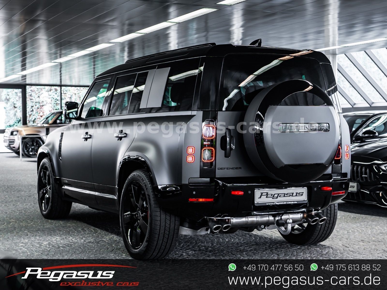 LAND ROVER Defender - 8