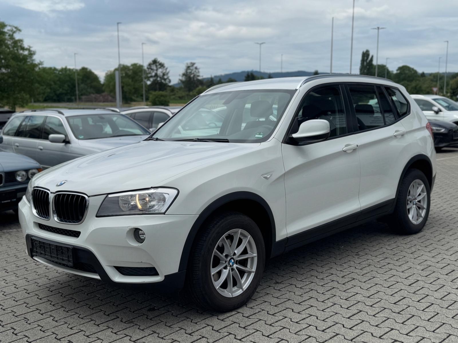 BMW X3 xDrive 20 i*Automatik*Allrad*AHK