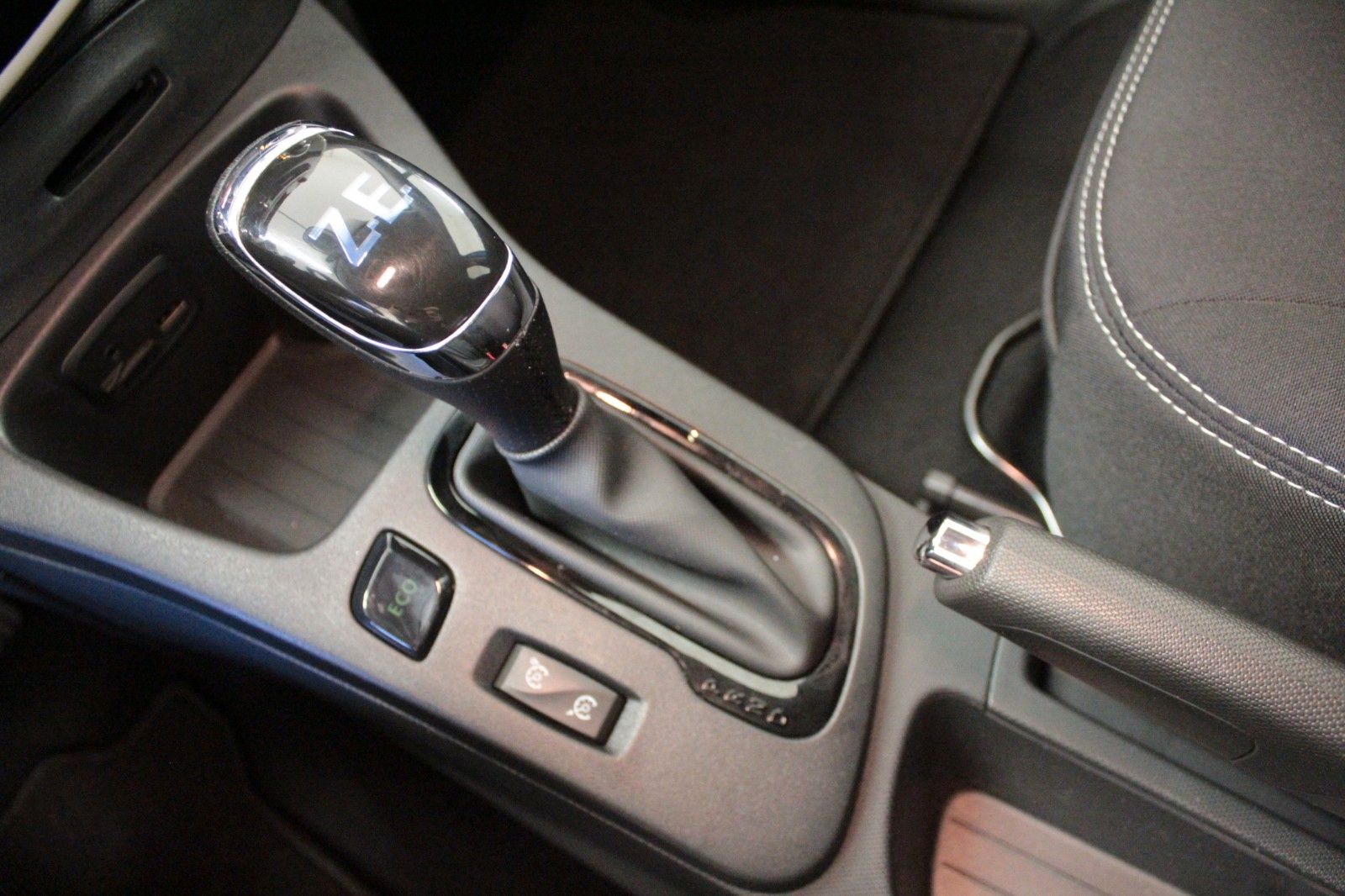 Fahrzeugabbildung Renault ZOE Z.E. Intens *R-Link*