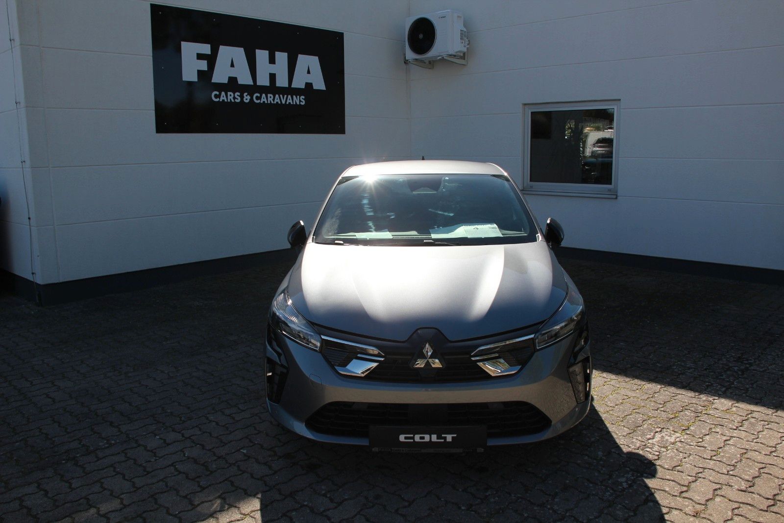 Fahrzeugabbildung Mitsubishi Colt Select Hybrid