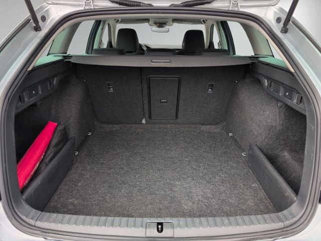 Octavia Combi 2.0 TDI DSG Clever LED+NAVI+GRA+PA