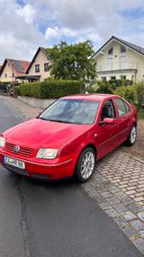 Volkswagen Bora 1.6 Special Special neuer tüv  - Volkswagen Bora: Special