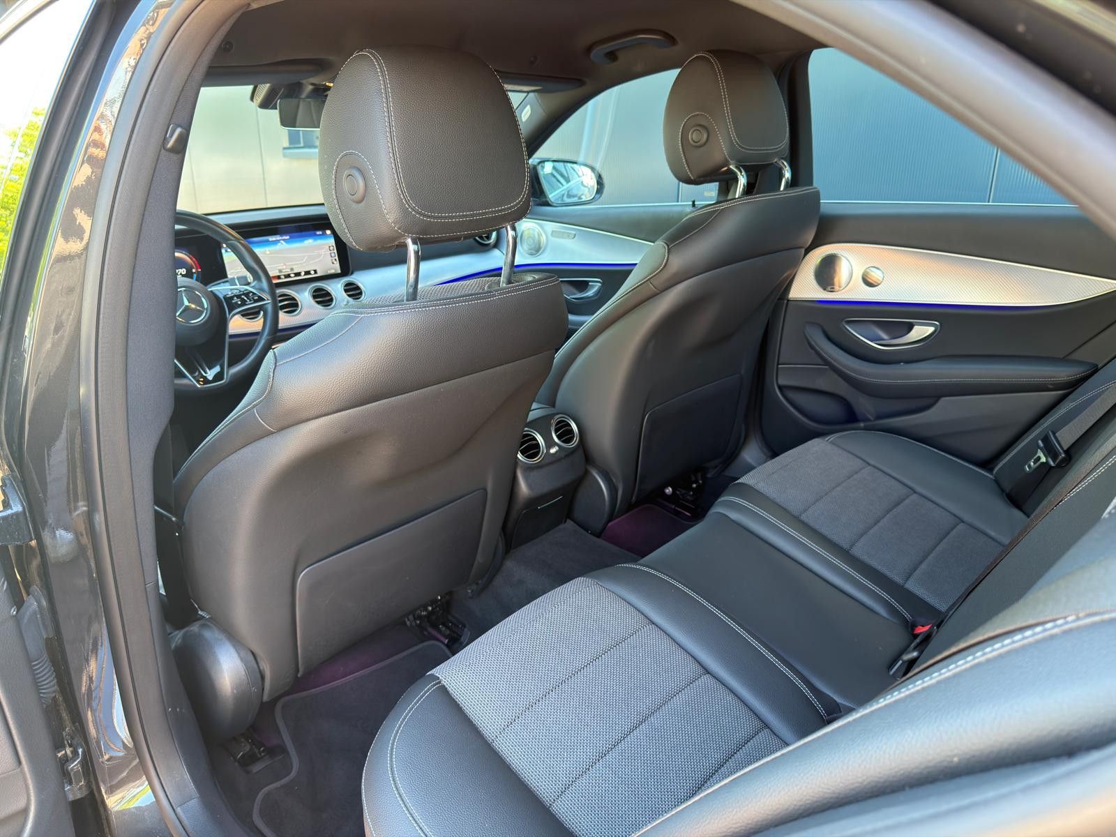 Fahrzeugabbildung Mercedes-Benz E 300 E Lim*Avantgarde*E 300 de 4Matic*360*Burm.