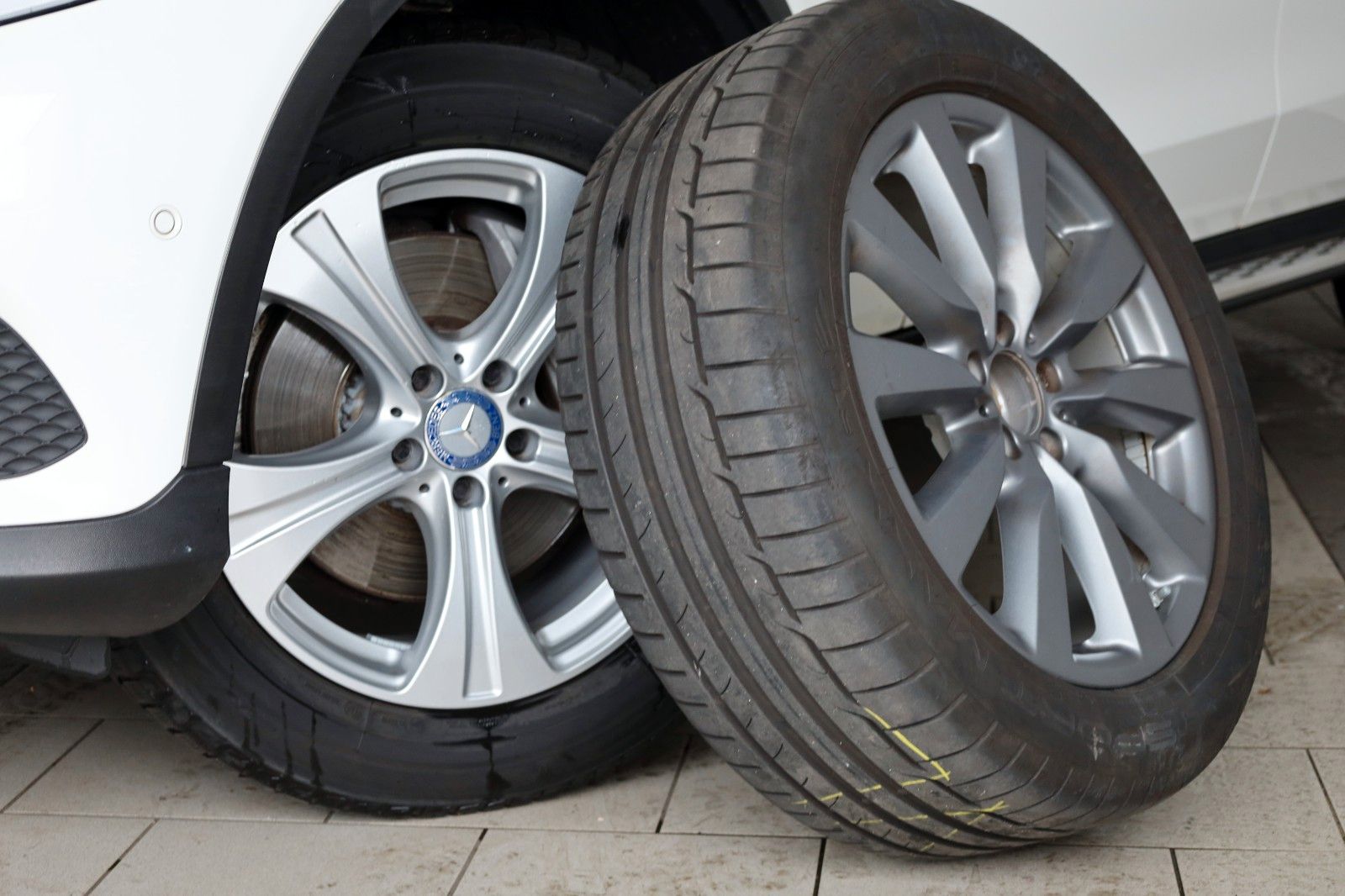 Fahrzeugabbildung Mercedes-Benz GLC 250 Coupe 4M AMG-Line Int. T.Leder,Navi,360°