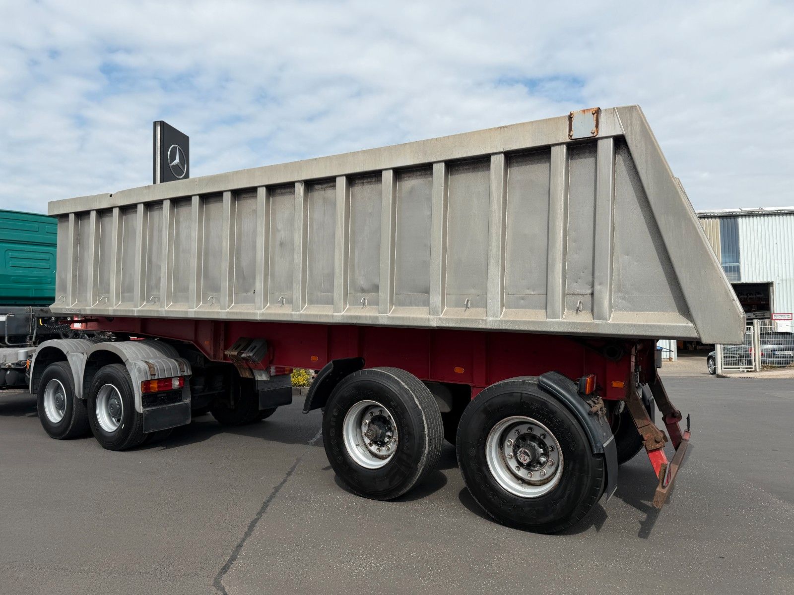 Fahrzeugabbildung Andere SDC Trailers LTD SDC 30/2 Liftachse BPW