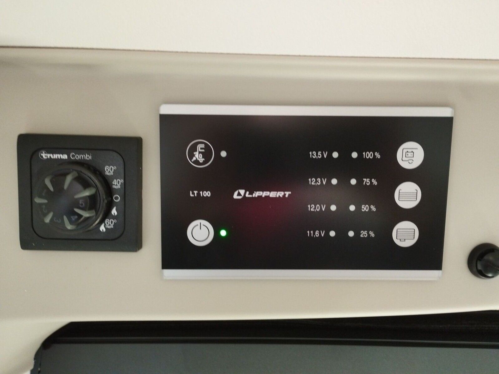 Fahrzeugabbildung Sunlight Adventure Cliff 640 Automatik, Dörr Edition, LTE