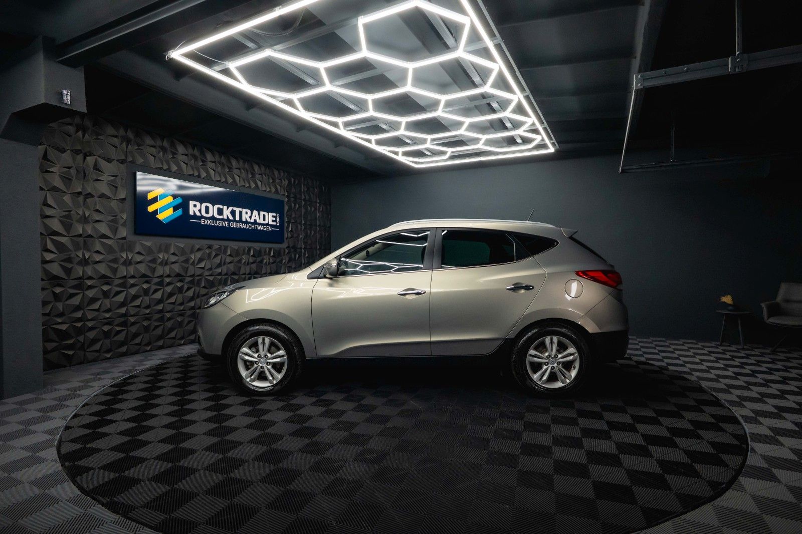 Fahrzeugabbildung Hyundai ix35 Premium AWD Autom. *Kamera*Navi*TÜV Neu*LED