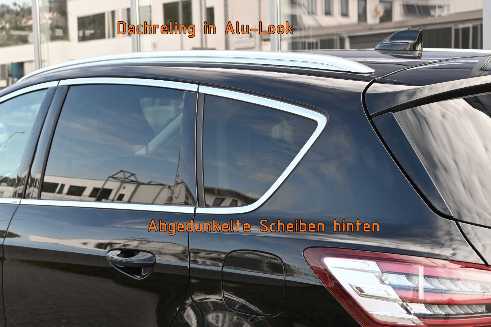 Fahrzeugabbildung Ford S-Max 2.0 d 140kW 4x4 Titanium °ACC°AHK°2xKAMERA