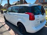 Peugeot 5008 2.0 HDI 2. Hand Automatik - Peugeot 5008 aus 2012