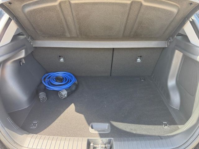 Fahrzeugabbildung Hyundai KONA Trend Elektro 2WD +KLIMA+NAVI+RFK+PDC+ACC+U