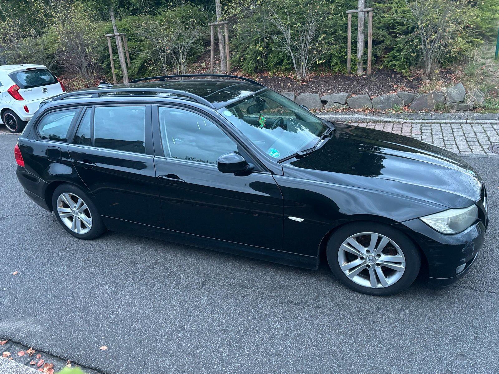 BMW 320 2009 — photo 5