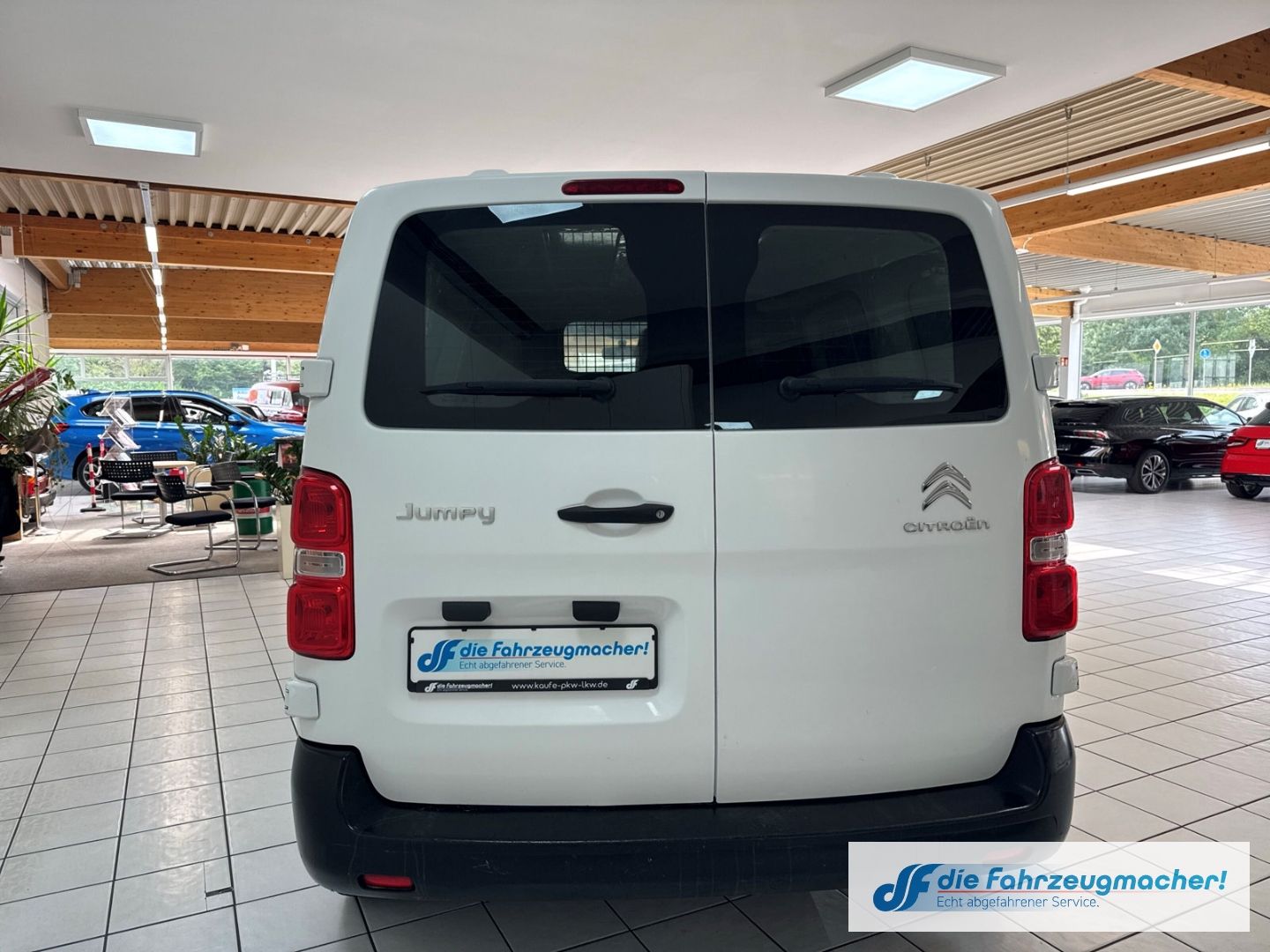 Fahrzeugabbildung Citroën Jumpy Kasten Profi XS 1.6 BlueHDi 115 FAP *EXPOR