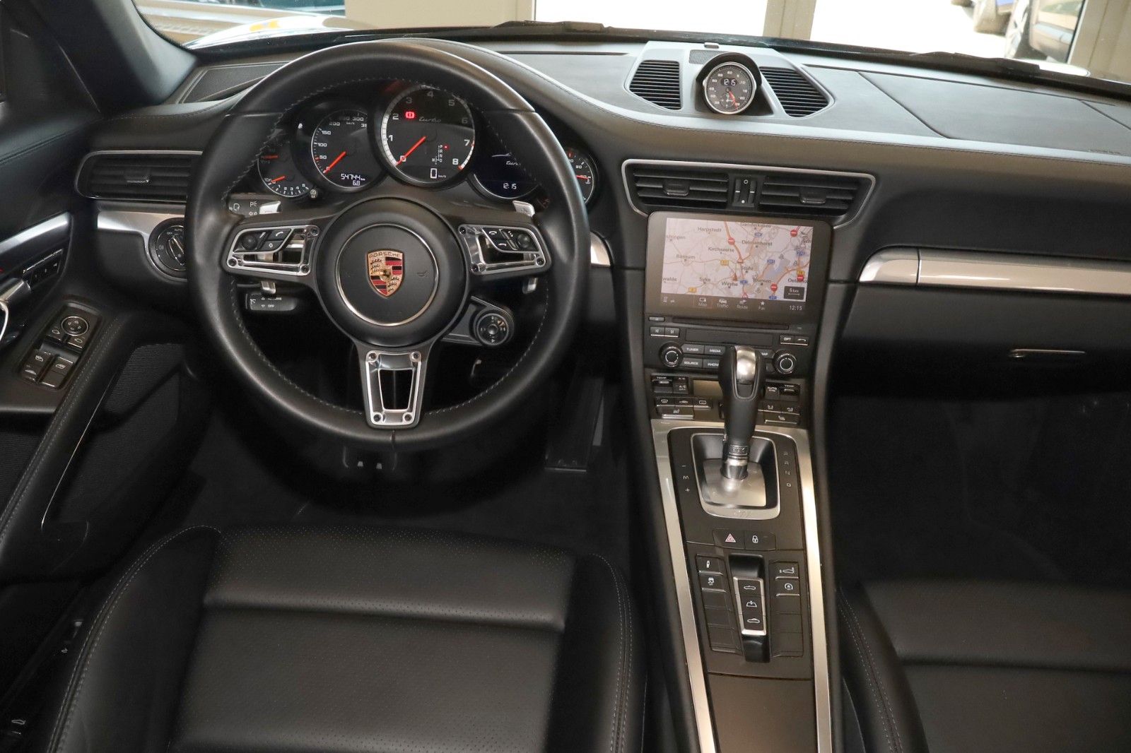 Fahrzeugabbildung Porsche 911 991.2  Turbo Cabrio LED, DAB, 18Wege, SWA