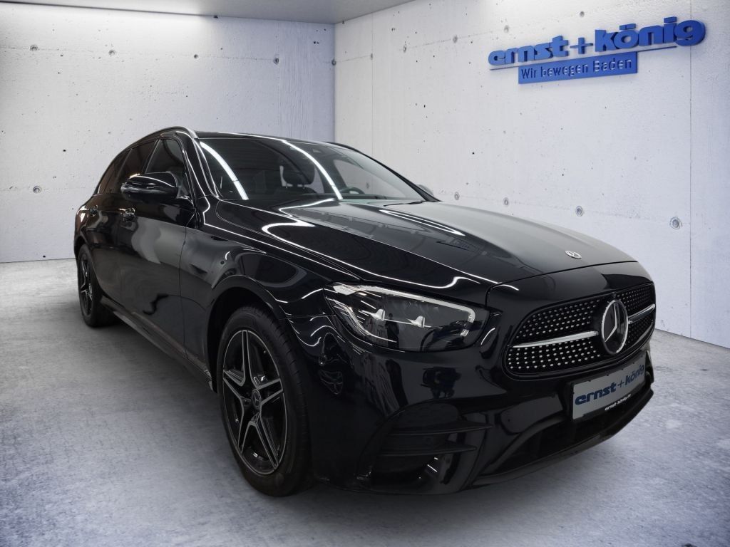 Mercedes-Benz E 300 de 4Matic T 9G-TRONIC AMG Line PANO 360° imagem 3