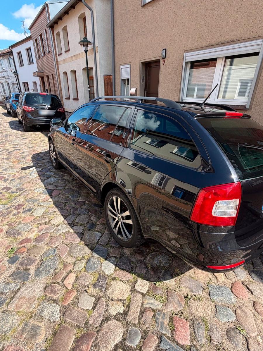 Skoda Octavia 2012 — photo 5