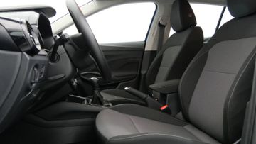 Skoda Fabia Selection 1,0 TSI PDC SHZ LED