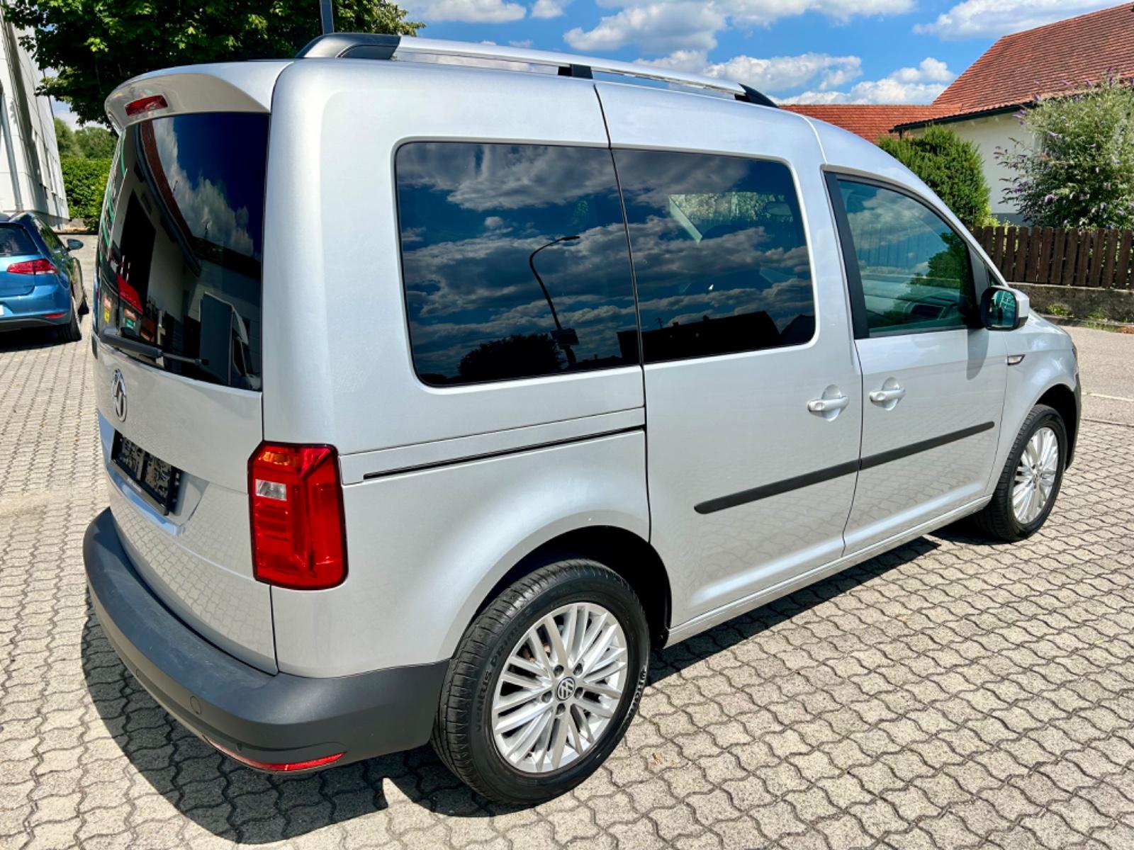 Volkswagen Caddy PKW Trendline BMT