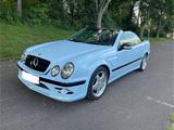 Mercedes-Benz CLK 200 KOMPRESSOR Cabrio Elegance - Mercedes-Benz CLK 200 aus 2001: Kompressor