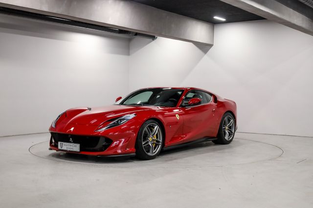 Ferrari 812 6.5 V12 Superfast DCT F1