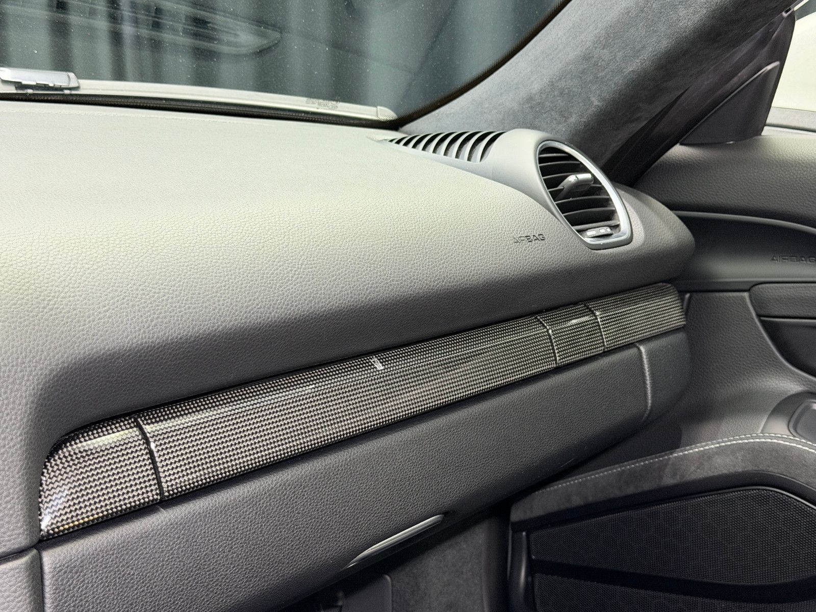 Fahrzeugabbildung Porsche Cayman GT4|918 SCHALENSITZE|PCCB|1.HAND|SCHALTER