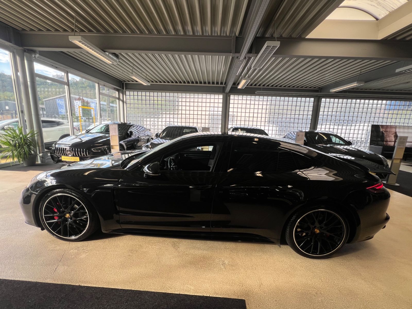 Fahrzeugabbildung Porsche Panamera GTS