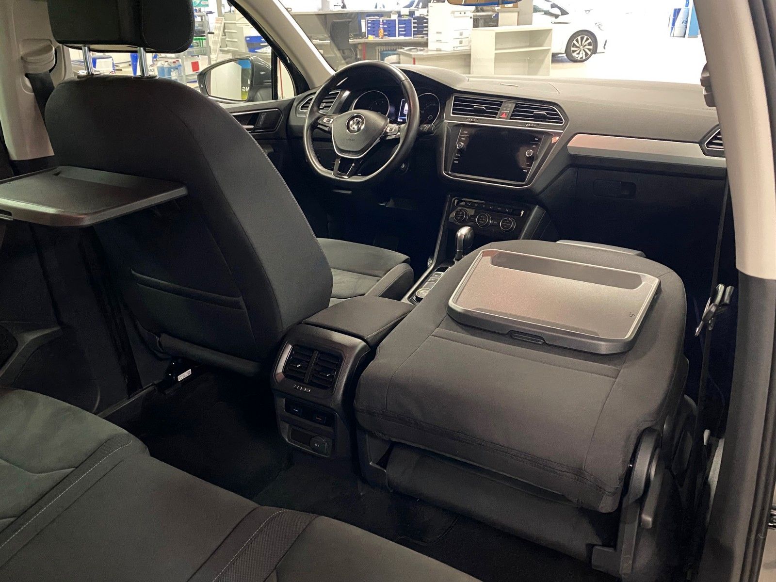 Fahrzeugabbildung Volkswagen Tiguan 1.4 TSI DSG 4MOTION Comfortline+ACC+AHK++