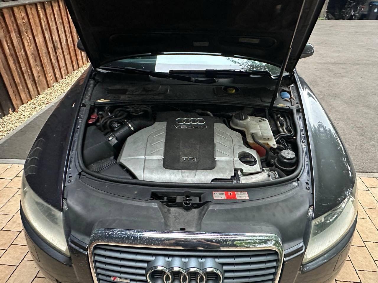 Audi Quattro 2005 — photo 11