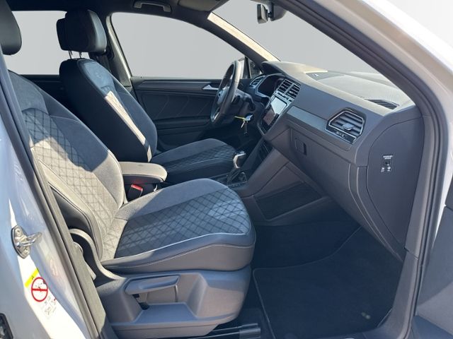Tiguan 1.5 TSI R-LINE LED+NAVI.+AHK+ACC+SIHZ+PDC