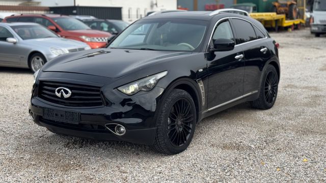 Infiniti FX30d